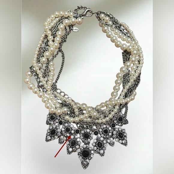 🛍️SALE🛍️ Zara Chunky Statement Necklace - Picture 3 of 3